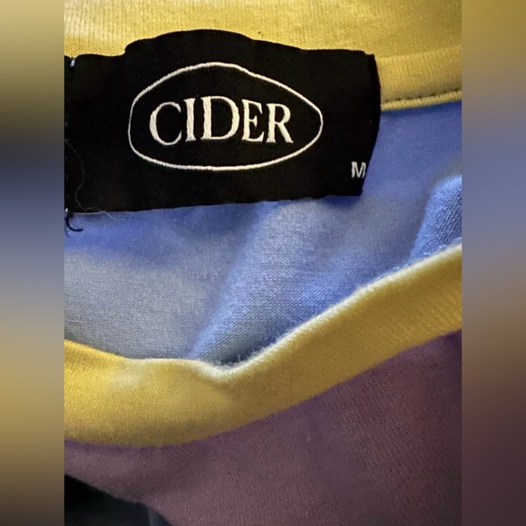 Cider Pastel Peek A Boo Shirt - Medium - Picture 6 of 7